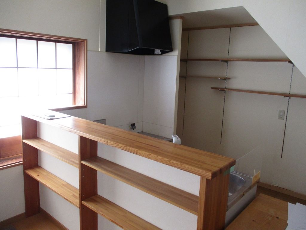 Renovated 8DK House on Large Plot in Shibata, Niigata Akiya Bank - Thumbnail 3