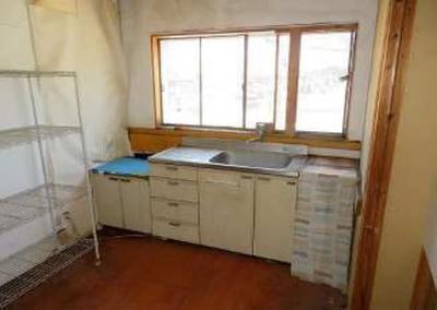 Steel 2-Storey Akiya House for Sale Near Usuki Station — Image 19, Usuki, Oita