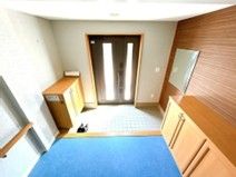 7LDK 3-Storey House for Sale in Bunkyo, Fukui City - Thumbnail 2