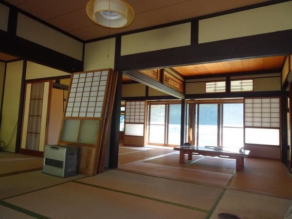 Spacious Wooden House for Sale in Akiota, Hiroshima - Thumbnail 3