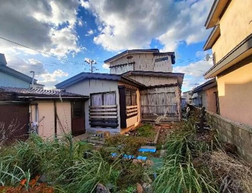 6DK House for Sale in Ajigasawa, Aomori - 114 sqm - Thumbnail 2
