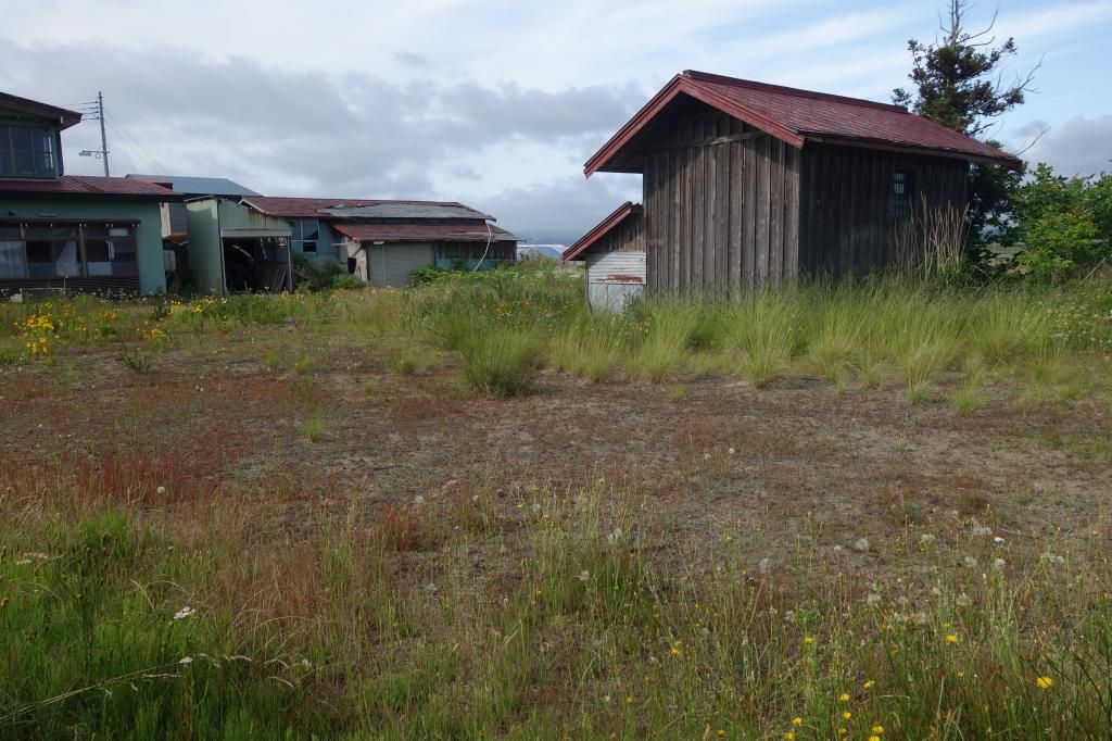 Spacious 10DK House on Large Corner Lot in Tsugaru City, Aomori - Thumbnail 4