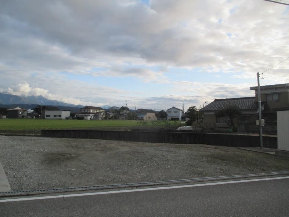 Vacant Corner Land Plot for Sale in Nyuzen, Toyama - Thumbnail 2
