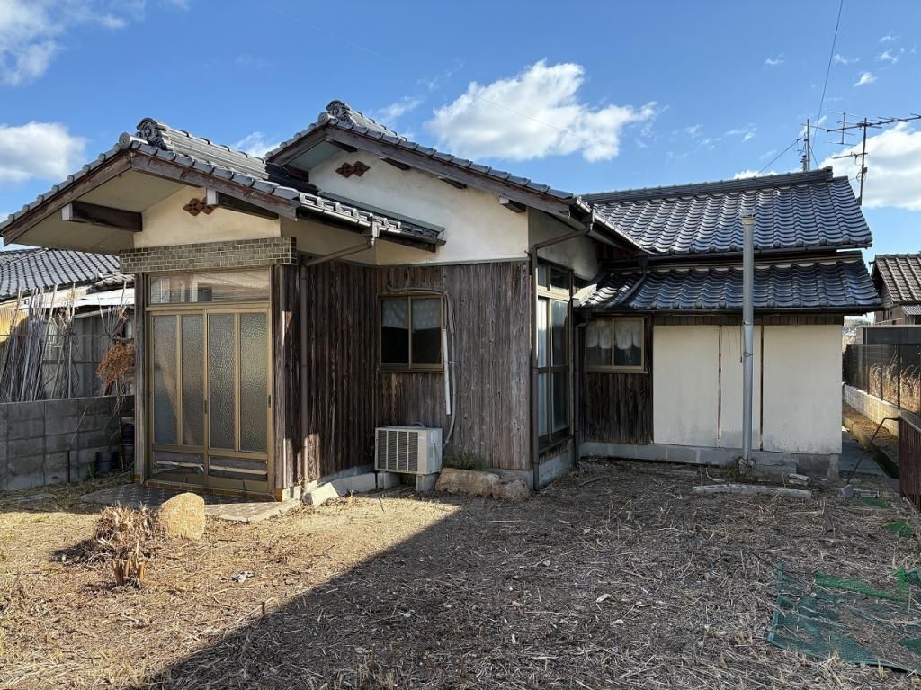 1950 6K House with Large Garden for Sale in Sanyo-Onoda, Yamaguchi - Thumbnail 2