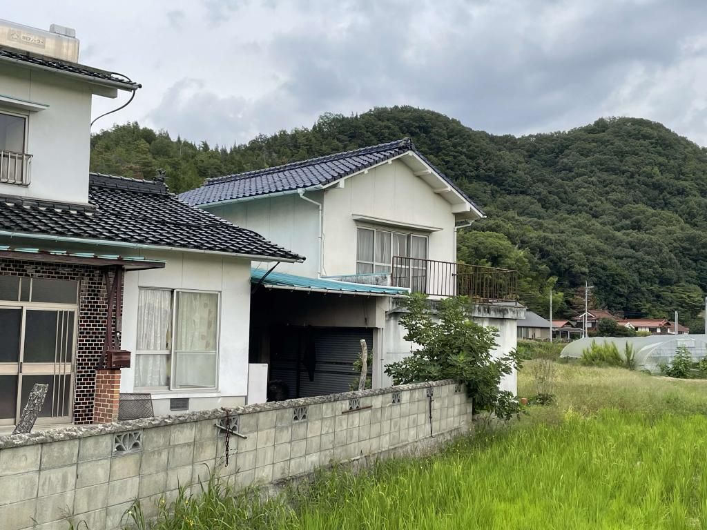 7DK Home with Shed and Land for Sale in Mihara, Hiroshima - Image 7