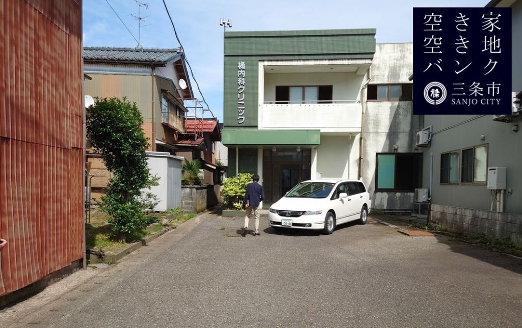 Former Clinic Akiya for Sale in Sanjo City, Niigata - Thumbnail 2