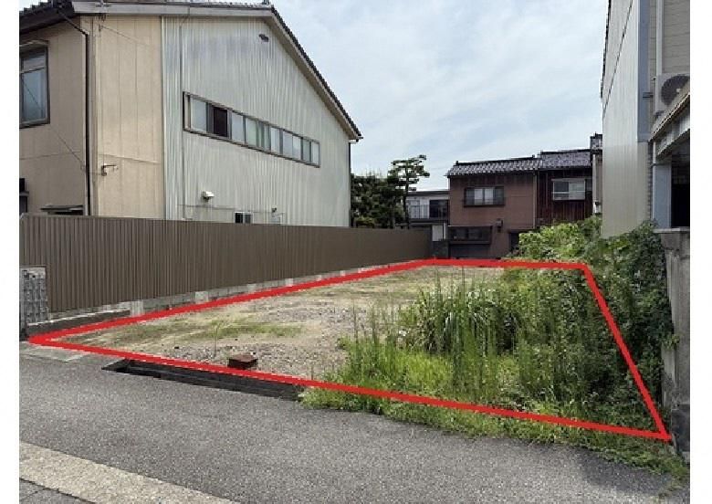 Vacant Land for Sale in Takaoka City, Toyama - 248 sqm - Thumbnail 2