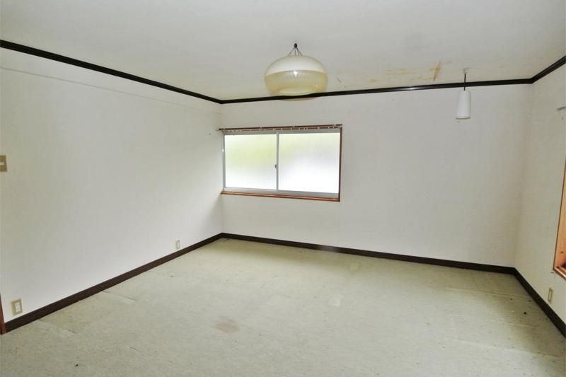 8DK House with Large Land in Tsuyama, Okayama - Thumbnail 4