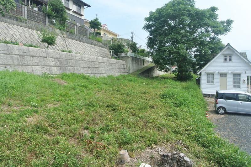 Spacious Countryside Home in Tsuyama with Land - Thumbnail 3