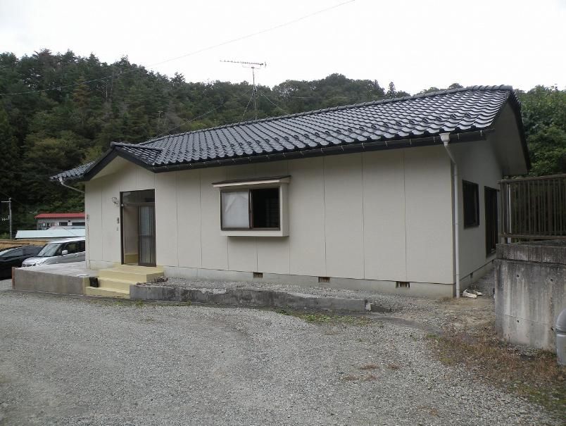 4DK House for Sale on 325 sqm Corner Plot in Kawamata, Fukushima - Thumbnail 2