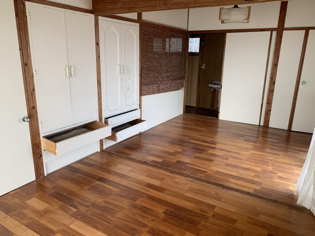 7LDK Akiya Bank House for Rent in Amami City, Kagoshima - Thumbnail 3