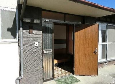 Spacious 6DK House with Large Plot in Nirasaki, Yamanashi — Image 2, Nirasaki, Yamanashi