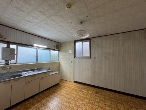 8DK Rental House in Miyoshi City, Tokushima - Akiya Bank Property - Thumbnail 3