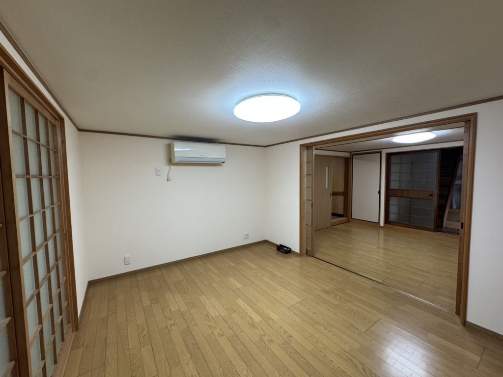 8DK Rental House in Miyoshi City, Tokushima - Akiya Bank Property - Thumbnail 2