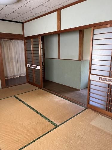 9DK Family Home for Sale in Koka City, Shiga with 360 Virtual Tour - Thumbnail 4
