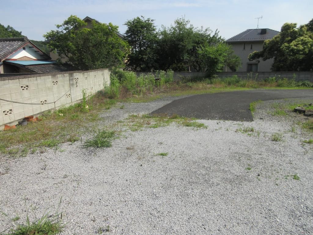 55-Year-Old Detached House on 859sqm Corner Lot in Ashikaga - Thumbnail 4