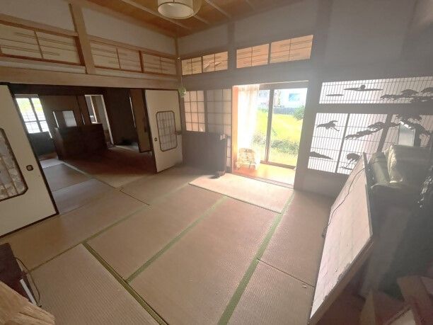 5DK Family House on Large Corner Plot in Nyuzen, Toyama - Thumbnail 2