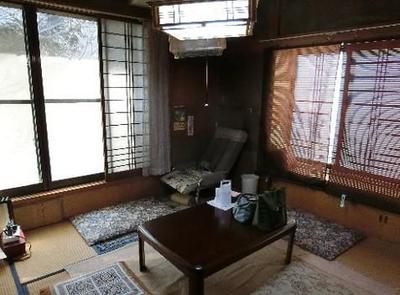 Spacious 6DK House with Large Land in Nirasaki, Yamanashi — Image 2, Nirasaki, Yamanashi