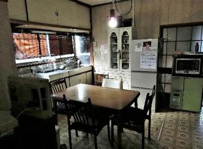 Spacious 6DK House with Large Land in Nirasaki, Yamanashi — Image 3, Nirasaki, Yamanashi