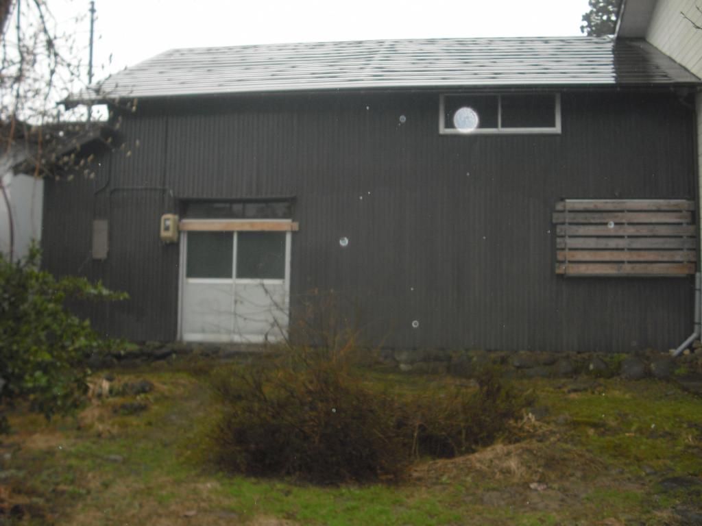 8K House on 1051 sqm Corner Lot in Joetsu, Niigata - Thumbnail 2