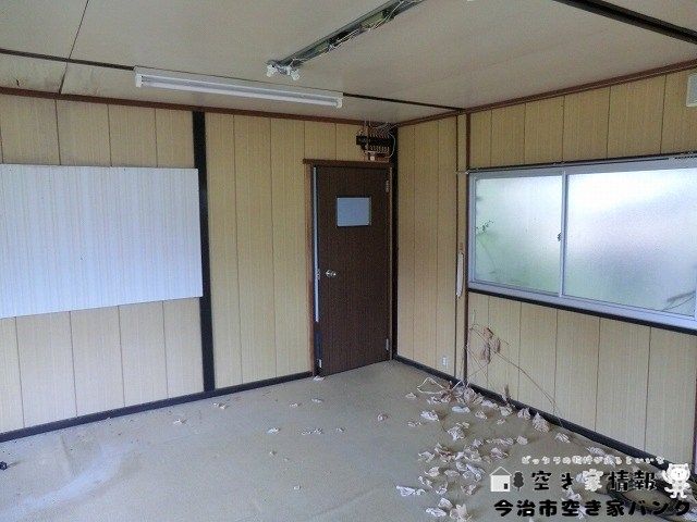 2LDK Vacant House on 331 sqm Land in Imabari, Ehime - Thumbnail 2