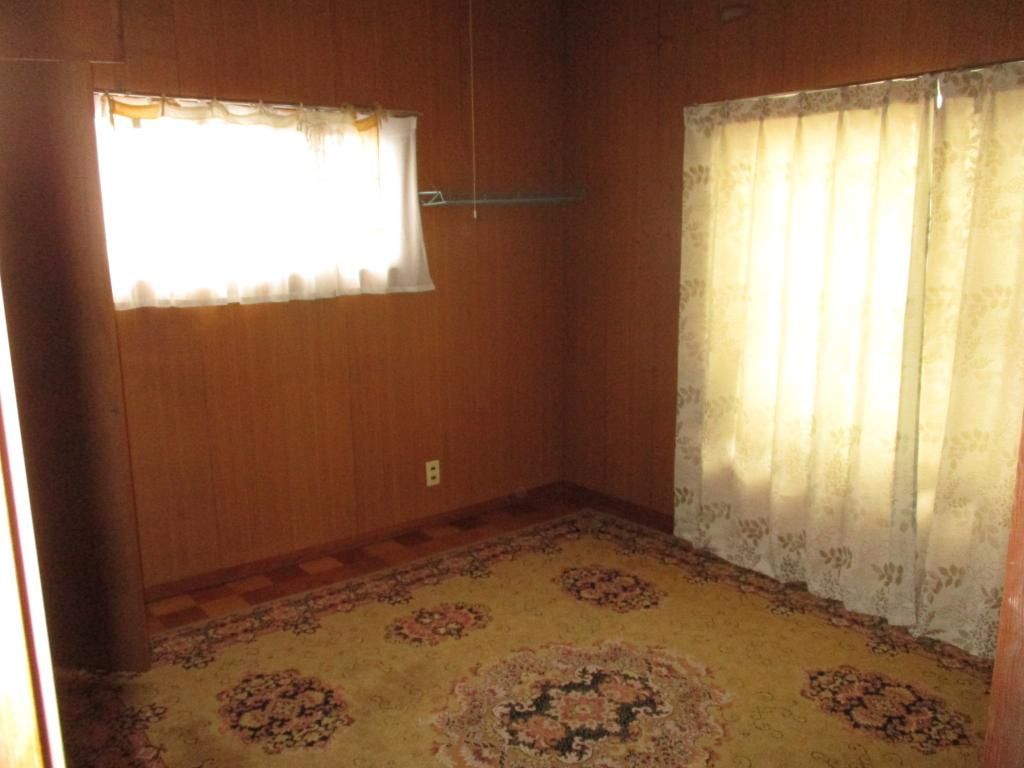 6DK Vacant House with Garden in Kasaoka, Okayama - Akiya Bank Listing - Thumbnail 4