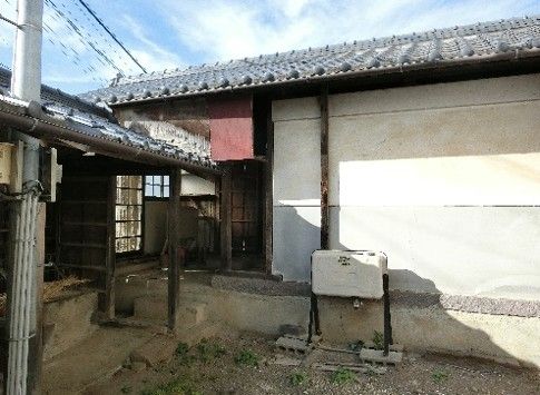 Large 6DK House for Sale on 1435 sqm Corner Lot in Nirasaki - Thumbnail 3