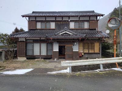 Spacious 2-Story Home with Farmland in Ikuno, Asago City — Image 1, Asago, Hyogo