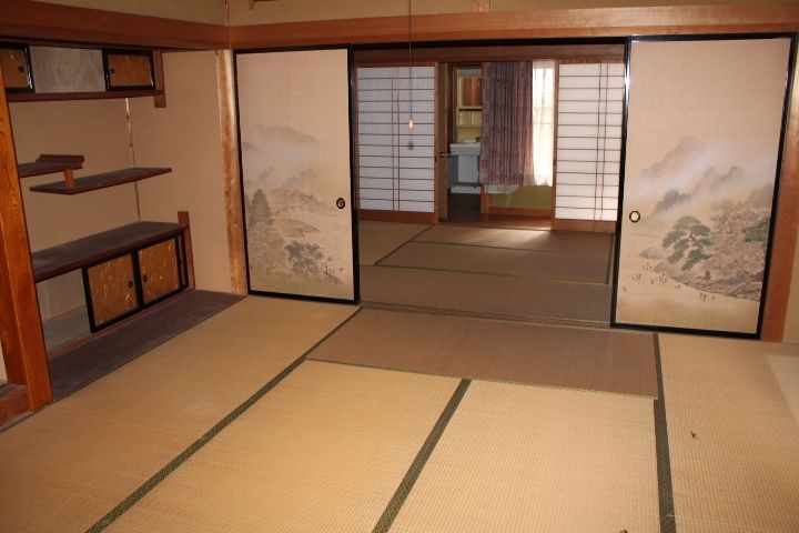 5LDK Detached House for Sale in Okuzumo Town, Shimane - Thumbnail 2