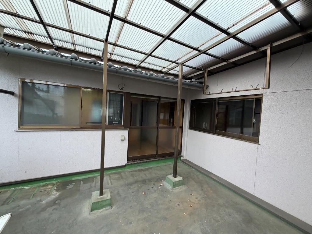 7DK House for Sale in Mihara, Hiroshima – 220m² - Thumbnail 2