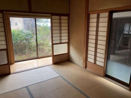5DK House for Sale Near Sea in Hagi, Yamaguchi - Akiya Bank Property - Thumbnail 3