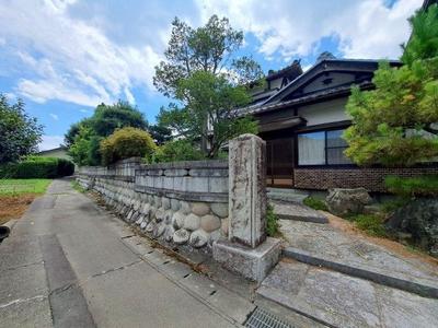 1968 7DK House with Outbuildings on 1343m² in Azumino — Image 1, Azumino, Nagano