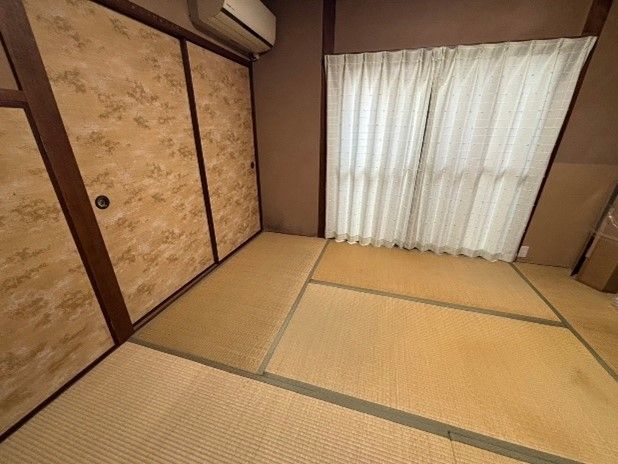 Spacious Farmhouse with Land in Saijo - Thumbnail 3