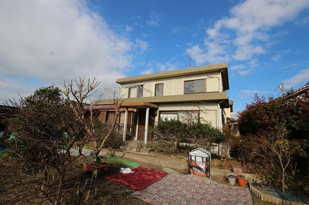 5LDK House for Sale in Tsuyama, Okayama – 114.17 sqm - Thumbnail 3