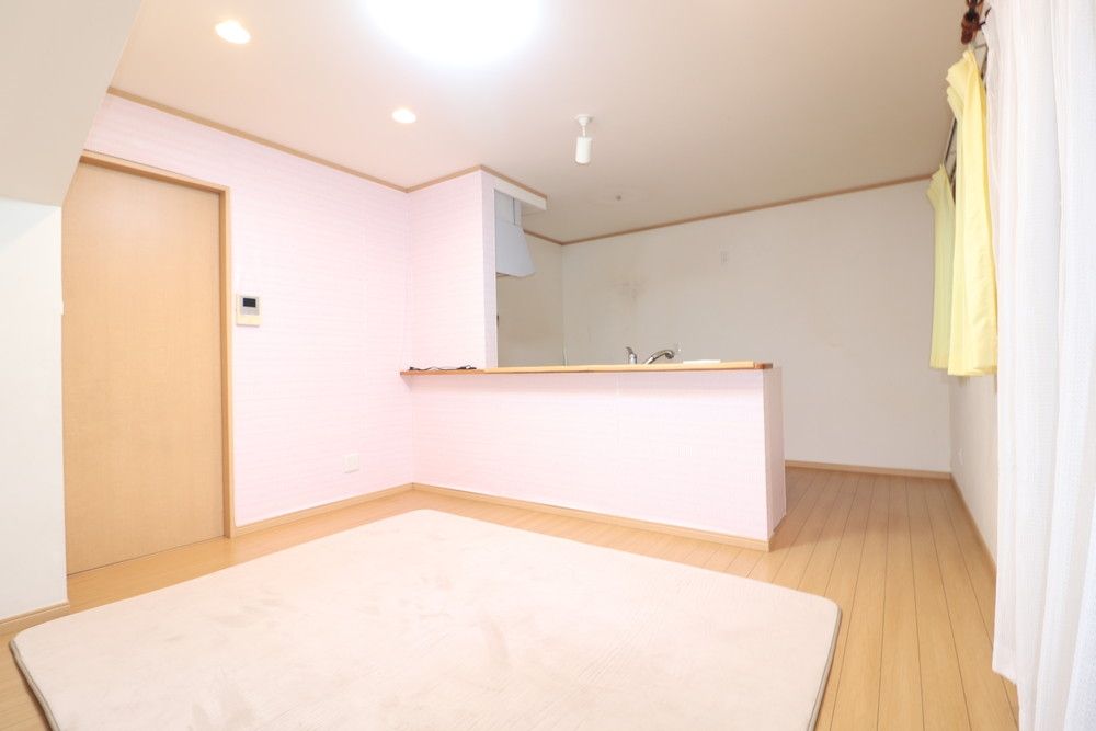 2008-Built 2LDK House with Carport in Sanjo, Niigata - Thumbnail 3