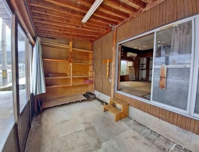 8LDK Traditional House for Sale on 903 sqm Land in Asahi, Toyama - Thumbnail 3