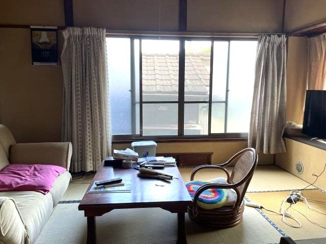 Renovated 4K House for Sale in Yugawara, Kanagawa - Thumbnail 2