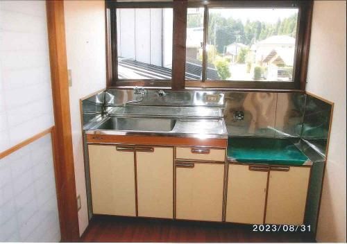 7LDK Traditional House with Irori in Sanjo, Niigata - Thumbnail 4