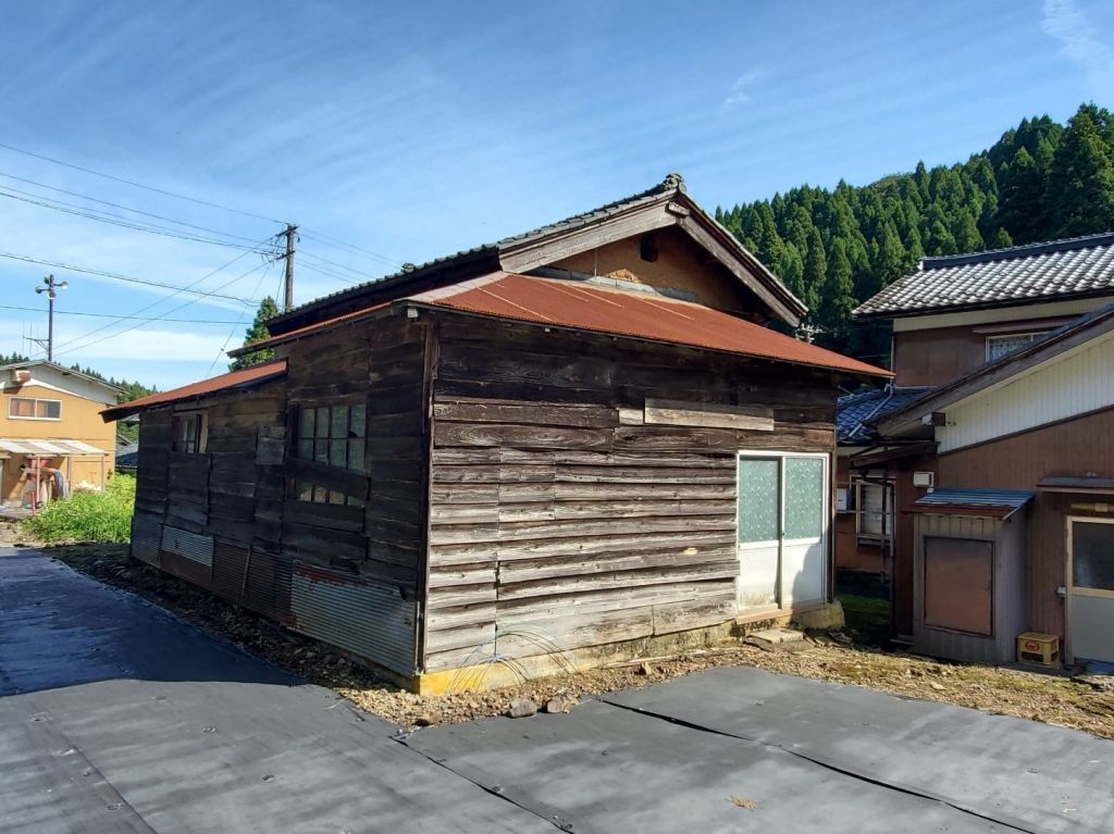 1974 6DK House on 819 sqm Land in Fukui City with Garden - Thumbnail 2