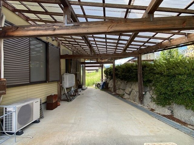 4-Bedroom Wooden House with Warehouse in Nakatsugawa, Gifu - Thumbnail 2