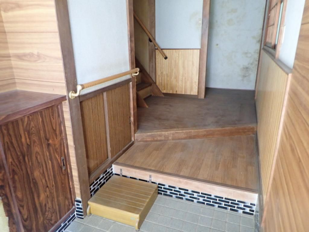 6K Wooden House for Sale in Takehara, Hiroshima - Thumbnail 2