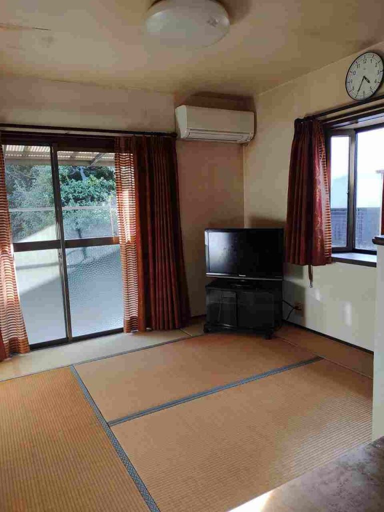 4SLDK Detached House for Sale in Imari, Saga with Private Garden - Thumbnail 3
