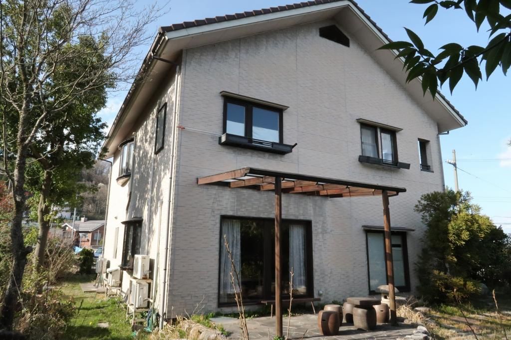 Spacious 1995 Detached House on Large Plot in Oyabe, Toyama - Thumbnail 2