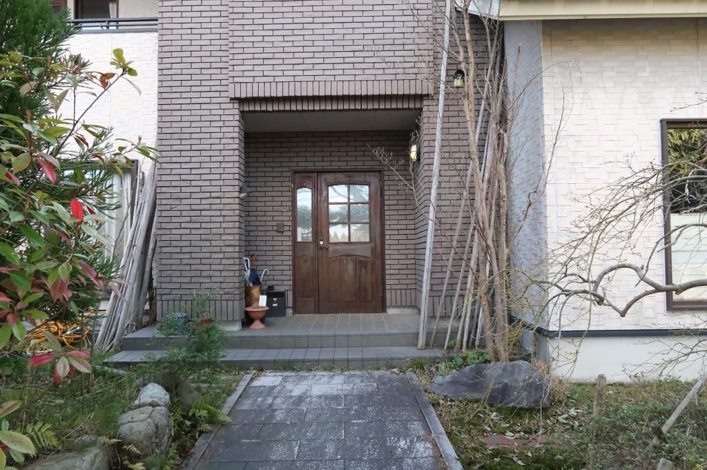 Spacious 1995 Detached House on Large Plot in Oyabe, Toyama - Thumbnail 4