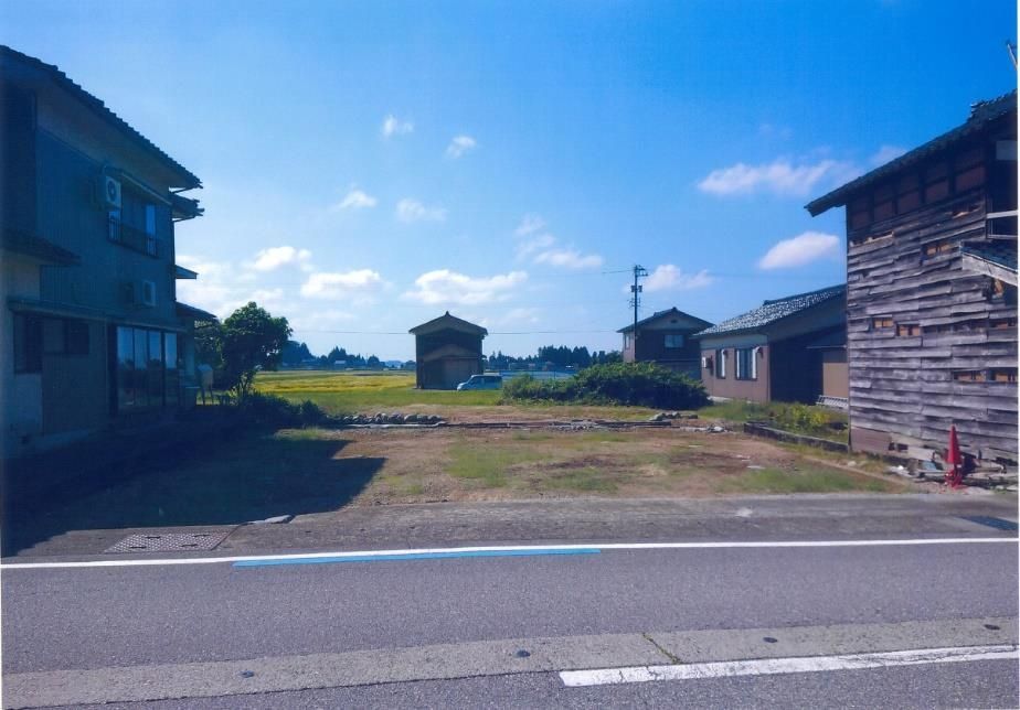 Lease Vacant Land in Nyuzen Town, Toyama - 221.48 sqm Plot - Thumbnail 2