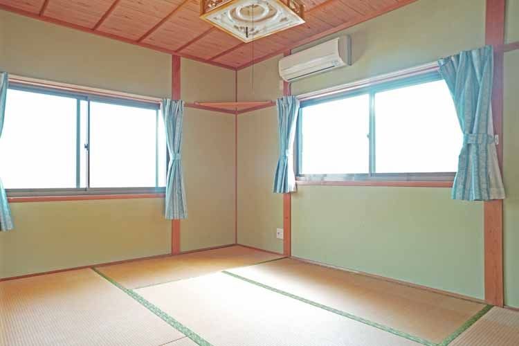 Two-Story Akiya House for Sale in Miyoshi, Tokushima - Thumbnail 4