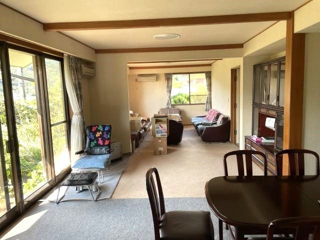 Detached House for Sale in Yugawara with 4SLDK and Onsen - Thumbnail 4