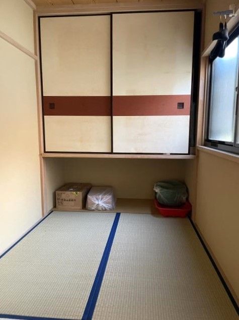 Detached House for Sale in Yugawara with 4SLDK and Onsen - Thumbnail 3