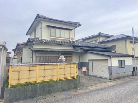 4LDK House for Sale in Takaoka, Toyama - 152.74 sqm - Thumbnail 2