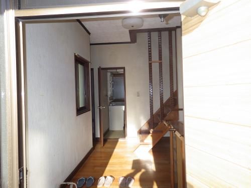 1982 4DK Family House for Sale in Tobe Town, Ehime - Thumbnail 3